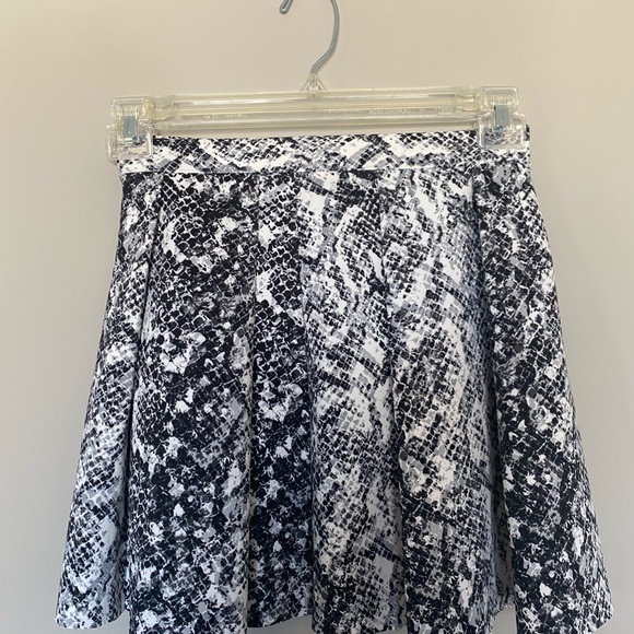 A&F A-Line Skirt - Picture 1 of 3